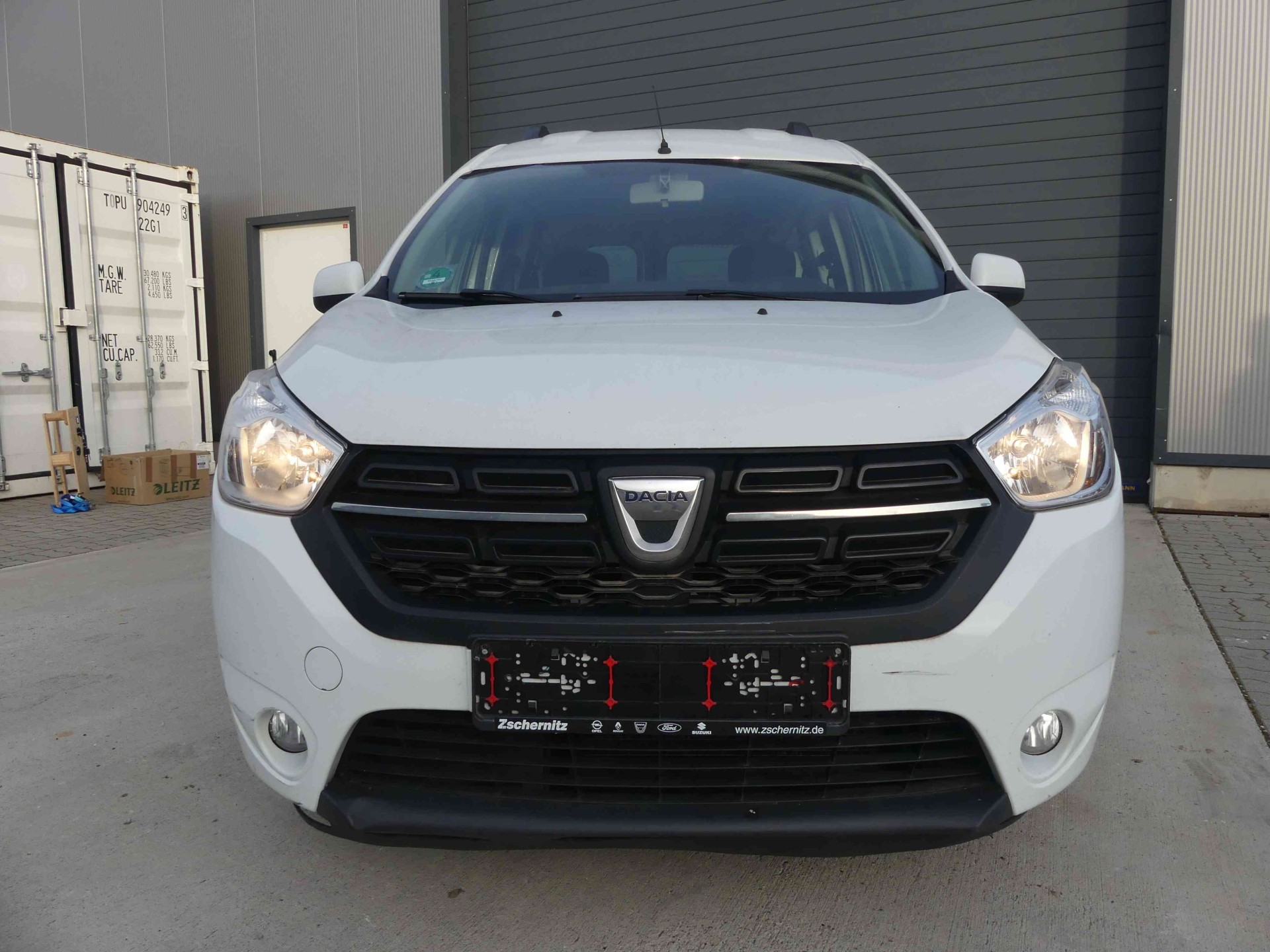 Car post-auction 2 x Dacia Dokker